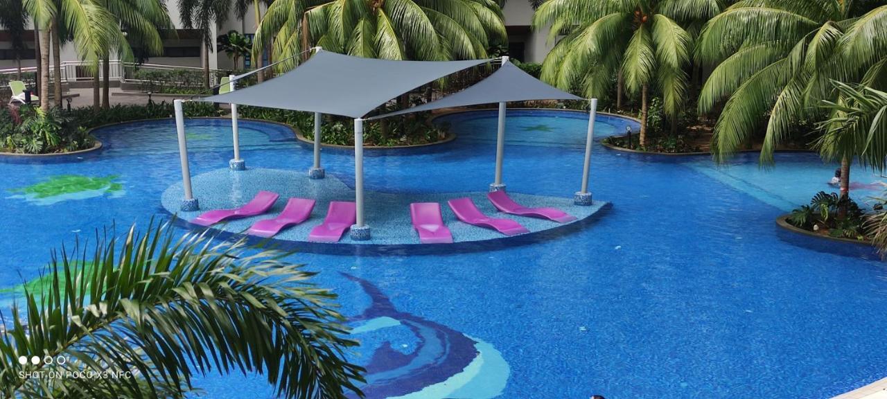 Atlantis Homestay Pool View 1210 Malacca Extérieur photo